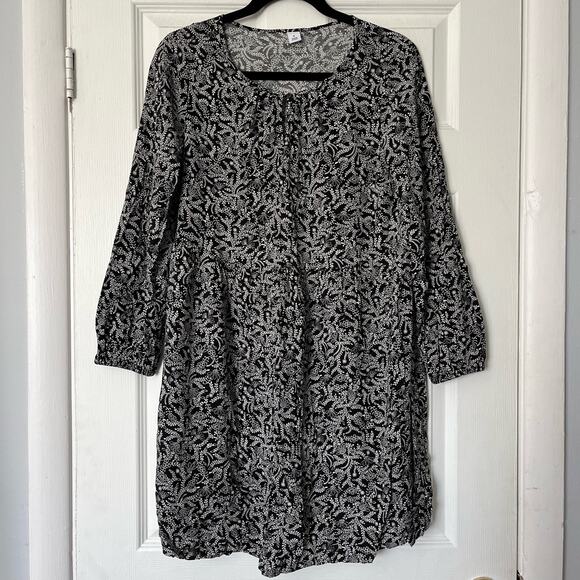 Old Navy Patterned Shift Dress - Size M - Picture 1 of 7